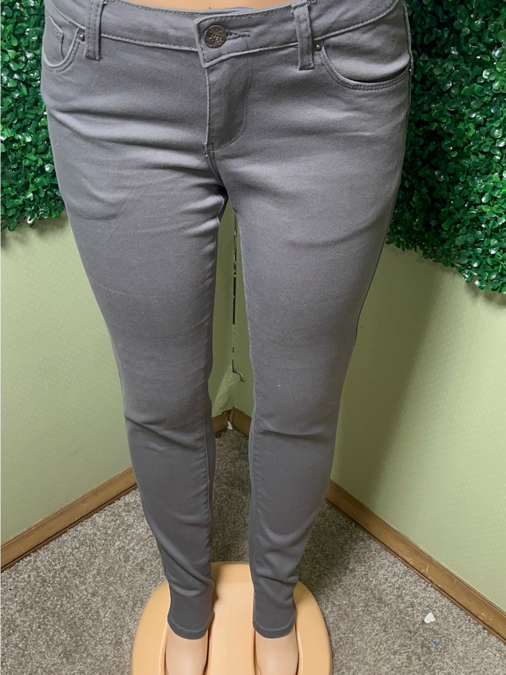 Hybrid & company Gray Stretch Skinny Jeans